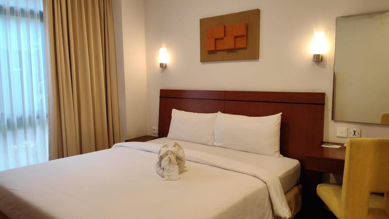 Grand Kuta Hotel And Residence Legian Zewnętrze zdjęcie